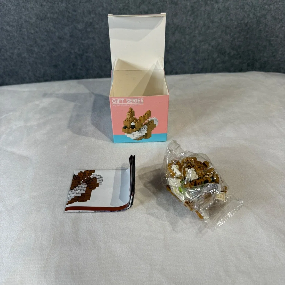 LNO‎ Gift Series 084 Eevee Pokemon Micro Building Blocks Toy 140 Pieces